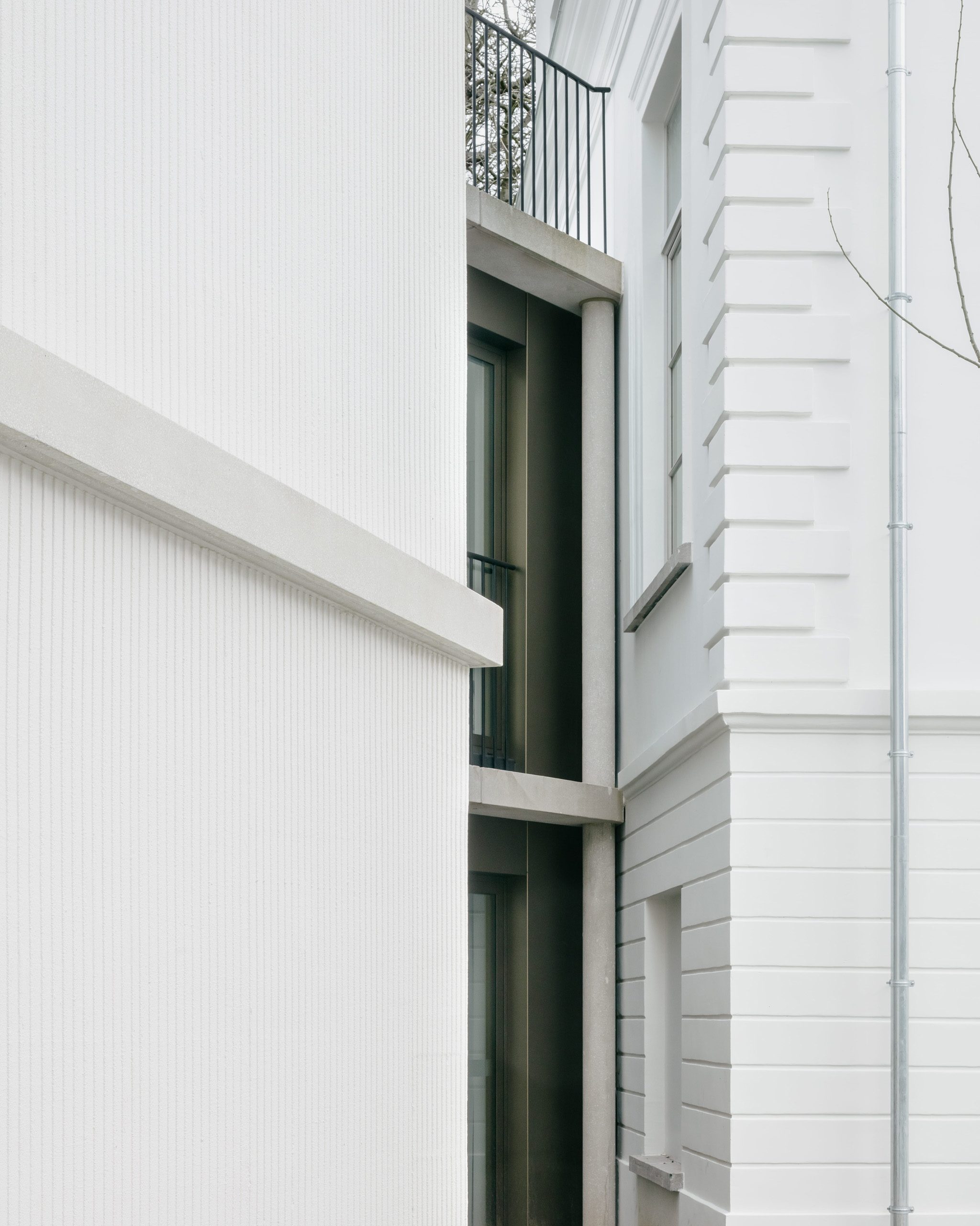 Studio Jan Vermeulen - De Korenbloem Care home kortrijk balconies white concrete plaster Studio Jan Vermeulen, Architecture & Urbanism