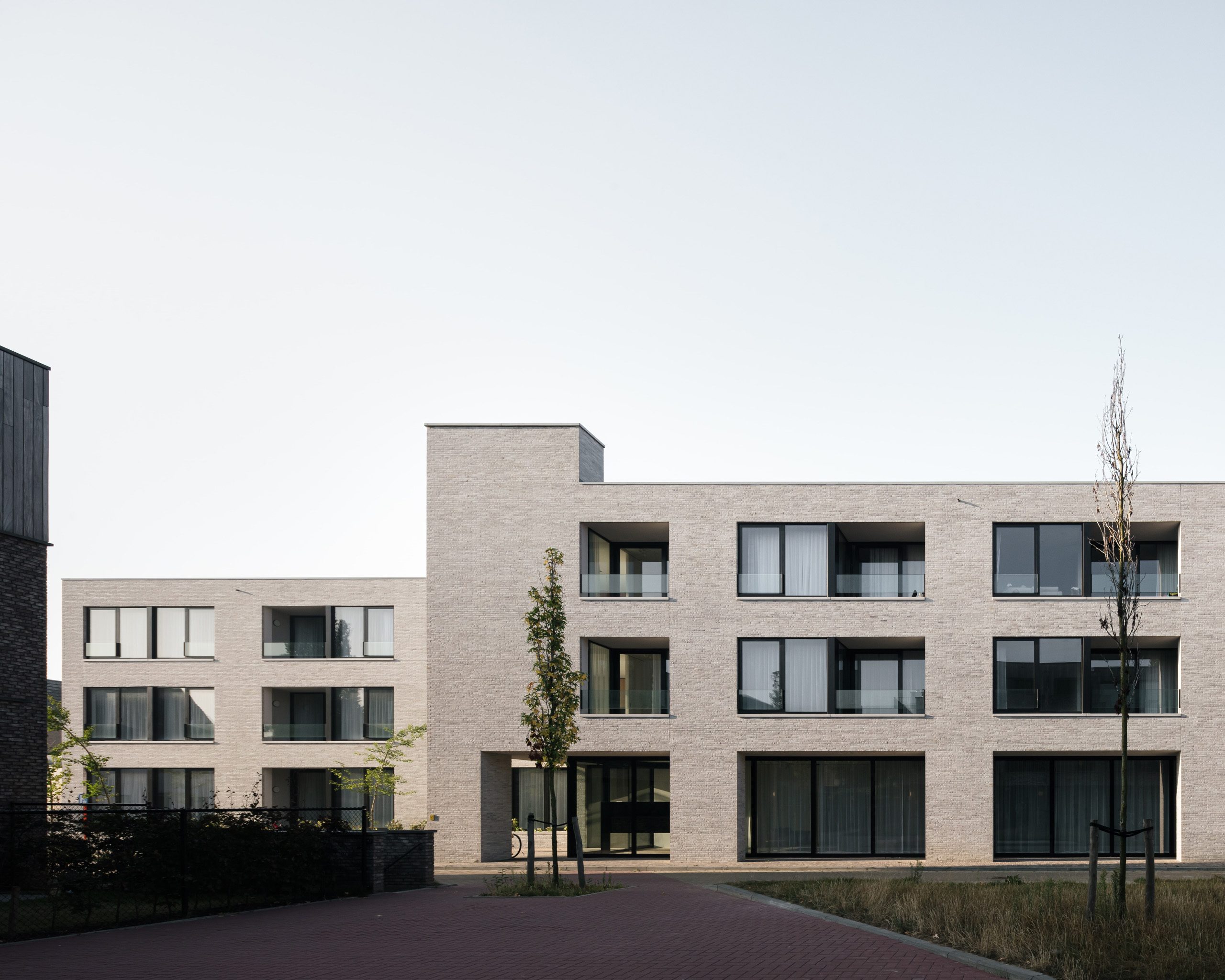 Studio Jan Vermeulen - co housing project borsbeek bricks residential unit Studio Jan Vermeulen, Architecture & Urbanism