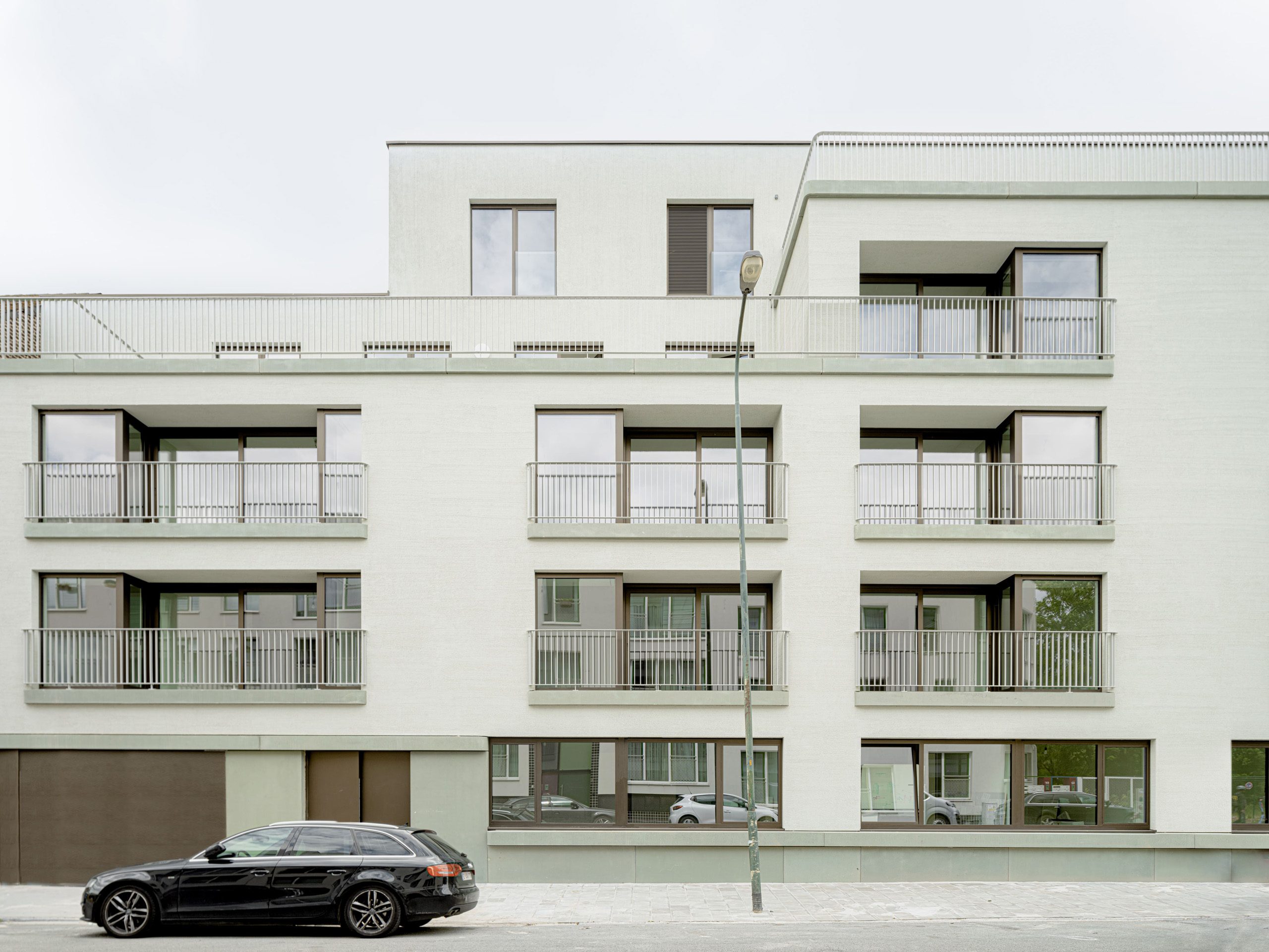 Studio Jan Vermeulen - SOHO - 66 social housing units in Brussels residential building front facade Studio Jan Vermeulen, Architecture & Urbanism