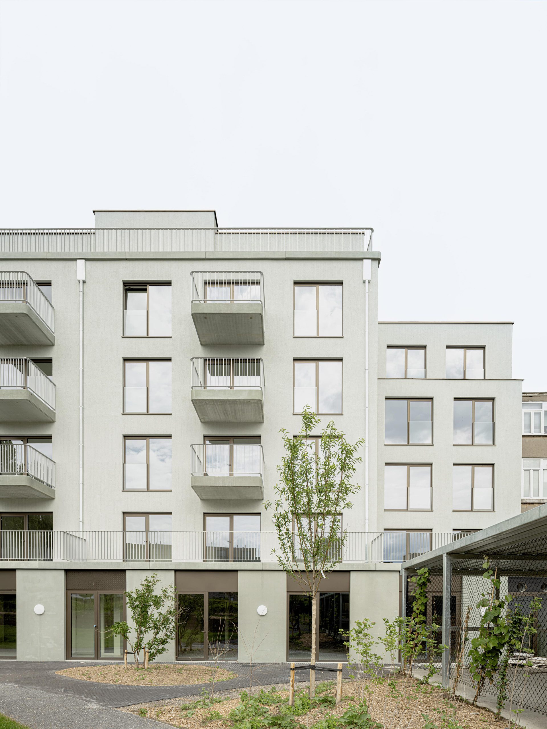 Studio Jan Vermeulen - SOHO - 66 social housing units in Brussels residential building front facade Studio Jan Vermeulen, Architecture & Urbanism