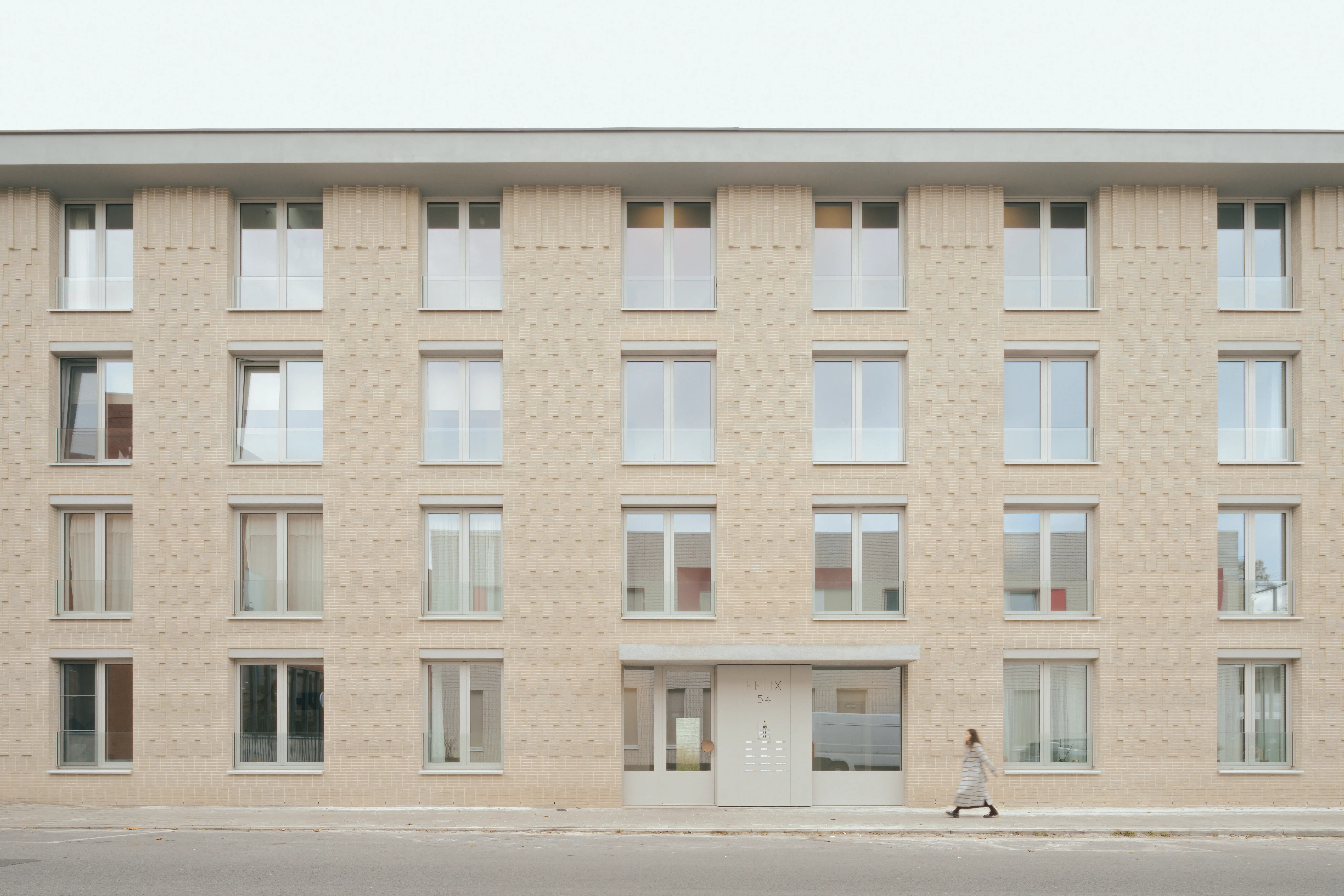 Studio Jan Vermeulen - residential building bricks brussels facade Studio Jan Vermeulen, Architecture & Urbanism